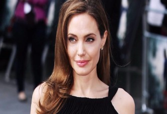 Angelina Jolie’den İngiltere’ye barış dersi