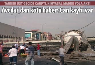 Avcılar'da yaya üst geçidi çöktü!