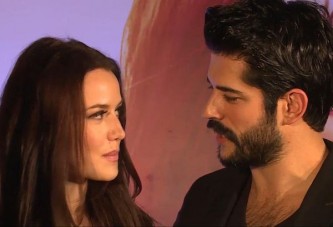 Burak Özçivit ve Fahriye Evcen aynı eve taşındı