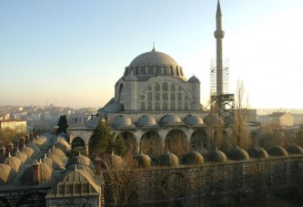 Edirnekapı Mihrimah Sultan Camisi'ndeki hata 54 yıl sonra fark edildi