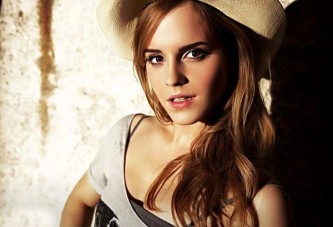 Emma Watson'a çıplak fotoğraf tehditi!