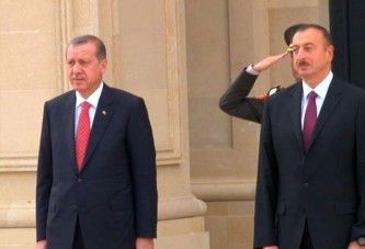 Erdoğan'a Azerbaycan'da resmi tören