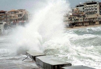 Fırtına deniz ulaşımını vurdu! Seferler iptal.