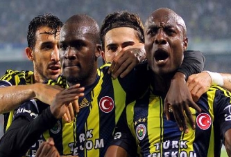 Gergin derbiyi Fenerbahçe 2-1 kazandı...