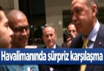 Havalimanında sürpriz karşılaşma