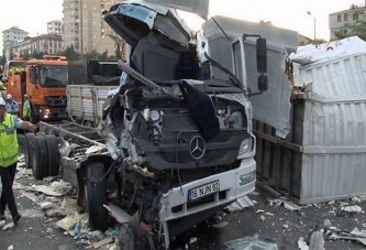 İstanbul TEM Otoyolu’nda zincirleme kaza