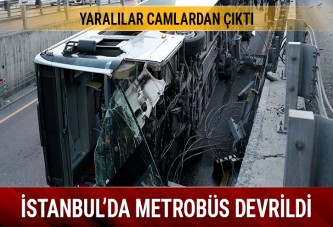 İstanbul'da metrobüs devrildi: 10 yaralı