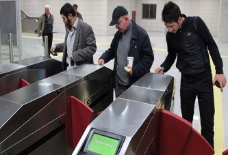 Marmaray ücretli seferlere başladı