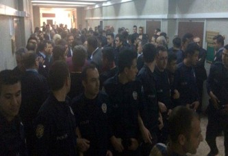 MHP'de 'Kurultay' davası gergin başladı