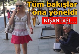 'Pembe olmayan kıyafetim yok'