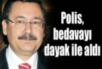 Polis, bedavayı dayak ile aldı