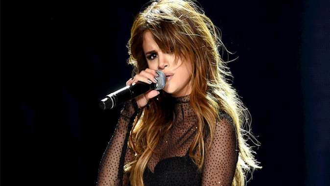 SELENA GOMEZ’İN YENİ VİDEOSU KORKU FİLMİ TADINDA