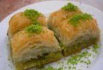 Baklava alırken oyunu gelmeyin