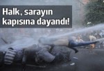 Ermenistan'da halk, sarayın kapısına dayandı