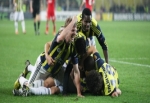 Fener yolu yarıladı