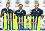 Fenerbahçe'nin yeni transferleri resmi sözleşmeye imza attı