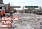 İstanbul'da trafik kilitlendi