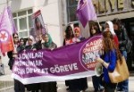 KADINLARDAN CİNAYETE PROTESTO