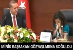 Minik Başbakan gözyaşlarına boğuldu