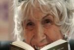 Nobel Edebiyat Ödülü'nü Alice Munro kazandı