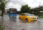 Sağanak ve dolu Ankara'yı vurdu