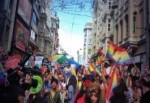 Ünlülerden LGBT'ye destek! Yürü ayol