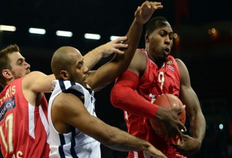 THY Avrupa Ligi'nde Anadolu Efes, Olympiakos'a fark attı