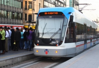 Tramvay yolcularına 'turnike' sürprizi