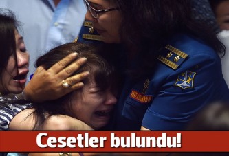 Uçağın kaybolduğu bölgede cesetler görüldü